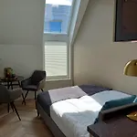 Luise Luxe *