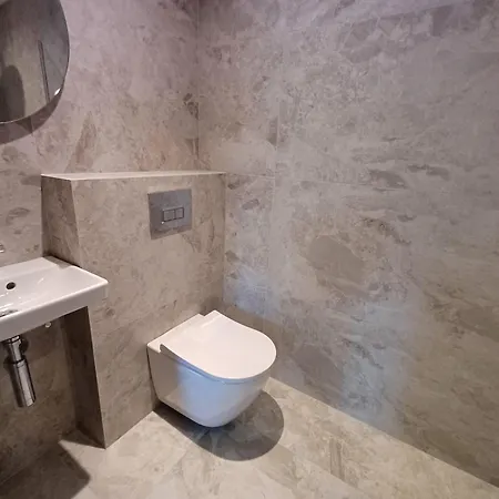 Luise Luxe Apartment
