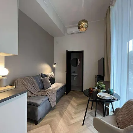 Luise Luxe *