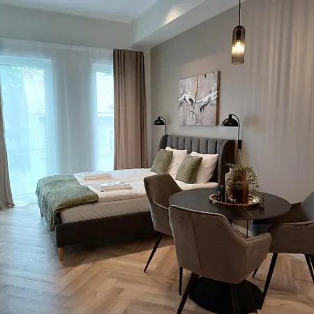 Апартаменти Luise Luxe *
