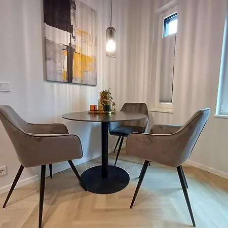Luise Luxe