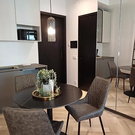 Luise Luxe Апартаменти *