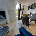 Luise Luxe Apartamento *